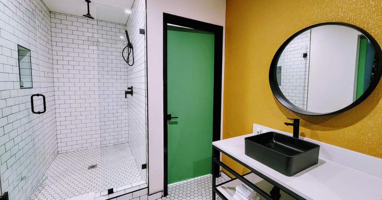 The Bell Vista Hotell Burbank Eksteriør bilde