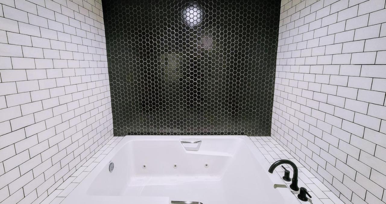 The Bell Vista Hotell Burbank Eksteriør bilde