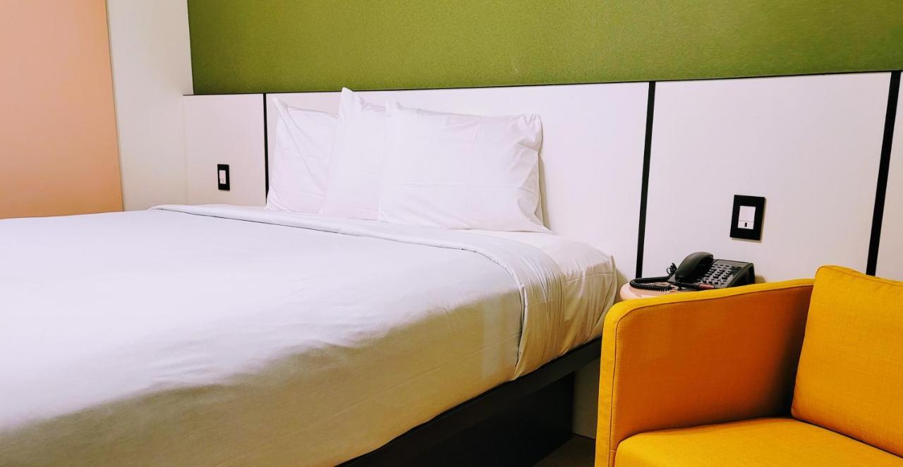 The Bell Vista Hotell Burbank Eksteriør bilde