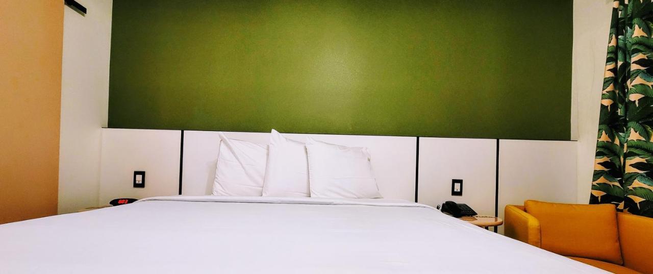 The Bell Vista Hotell Burbank Eksteriør bilde