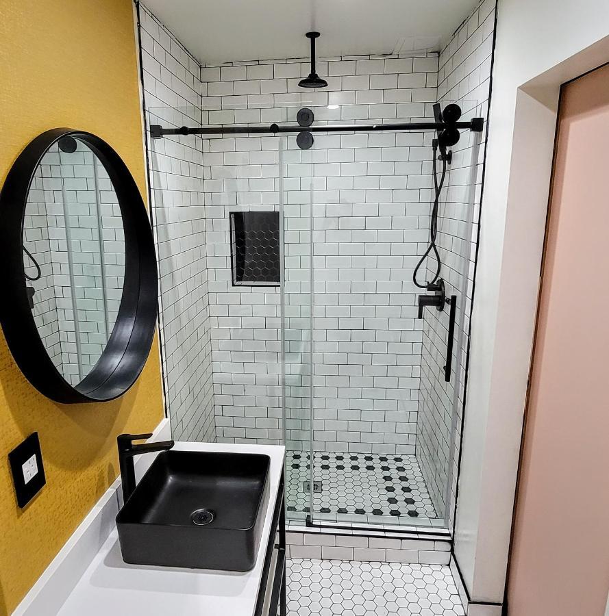 The Bell Vista Hotell Burbank Eksteriør bilde
