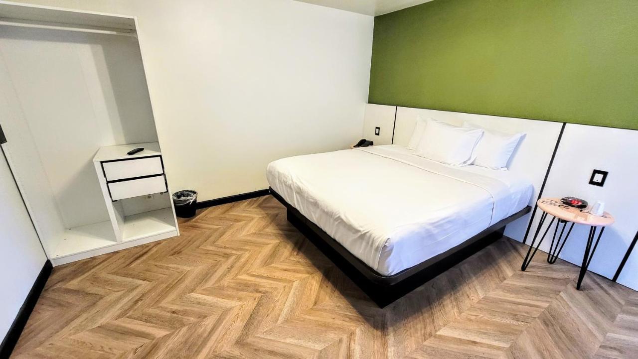 The Bell Vista Hotell Burbank Eksteriør bilde